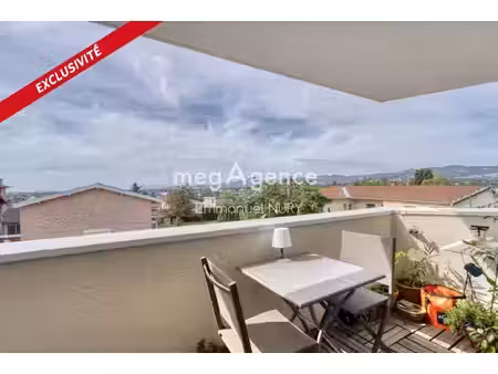 saint genis-les-ollières – t4 duplex avec balcon  garage & parking