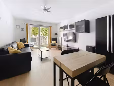 appartement - 2ème étage - 59.68 m2 - 3 pièces - meublé