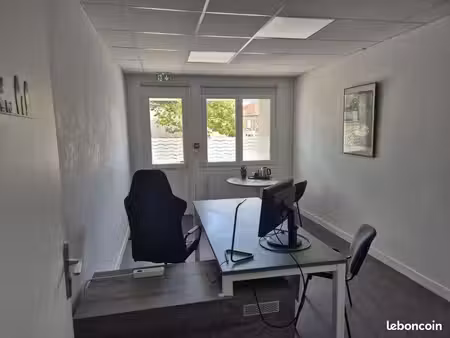bureau à louer 16 m² à la journée