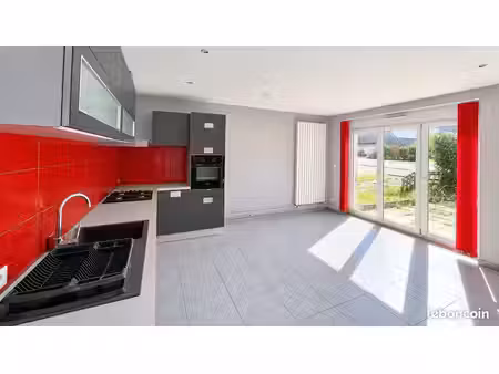 appartement 3 pièces 73 m²