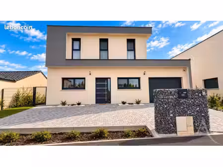 maison 6 pièces 174 m²