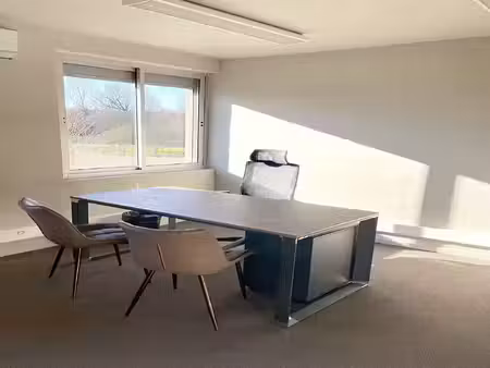 location bureau 2 pièces 12 m² à aix-en-provence (13290)