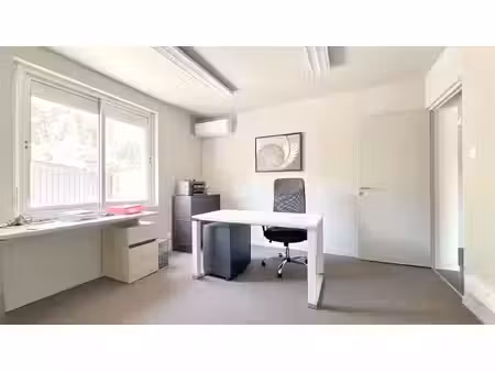 location bureau 2 pièces 14 m² à aix-en-provence (13100)