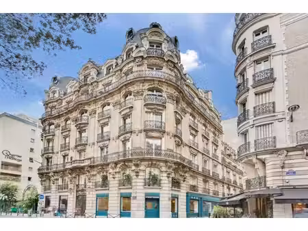coworking 256m² à 646m²