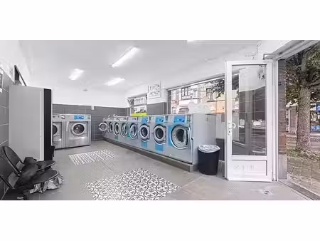 bien commercial à vendre à anderlecht pour € 209.000