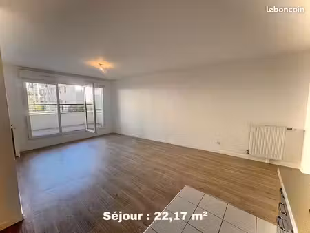 appartement 3 pièces sur vaujours 93410 - surface totale de 68 m²- terrasse - parking en s
