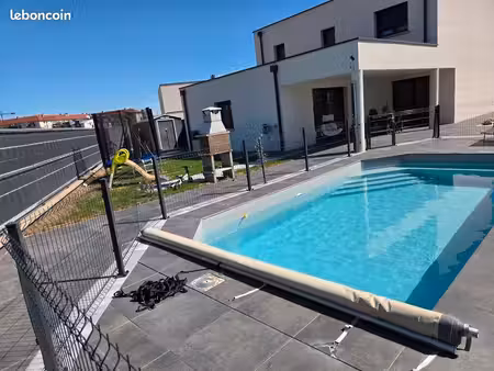 magnifique maison contemporaine récente (2024) – 145 m² – piscine chauffée & prestations h