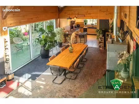 maison 6 pièces 230 m²