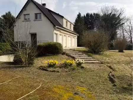 maison 8 pièces 147 m² + terrain constructible 2113 m² – 195 000