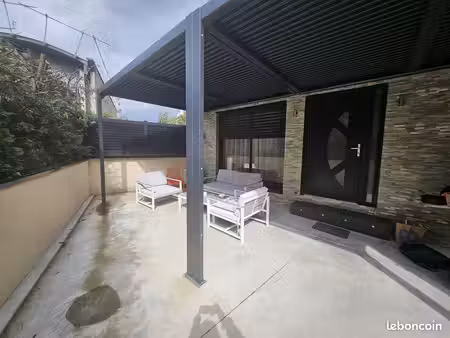 bien rare – appart-maison meublé t4 90 m² • 2 terrasses • parking • proche chu • disponibl