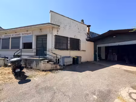 à vendre – local d'activité / entrepôt 1 899 m² – vill