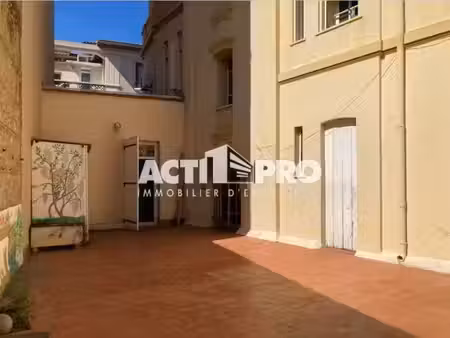 location bureau 146 m² à perpignan (66000)