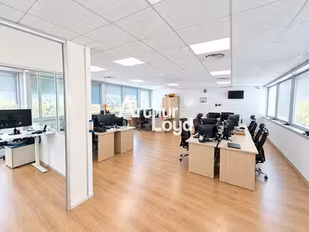 location bureaux 105m²
