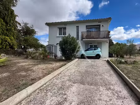 vente maison 6 pièces  131.00m²  la mothe achard