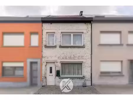 renovatiewoning op gunstige ligging