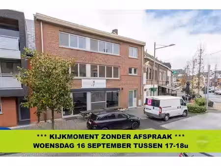 ruim gerenoveerd duplex appartement met 3 slaapkamers