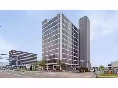 vernieuwde kantoren te huur in ahlers building te antwerpen