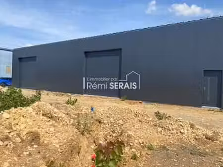 location bureaux et commerces à potigny (14420) : à louer / 93m² potigny