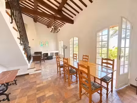 location maison 4 pièces 112.74 m² à saint-mandrier-sur-mer (83430)  1 820 €