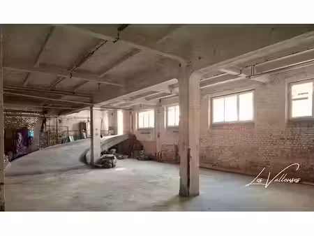 vente parking 240 m² à fecamp (76400)  120 000 €