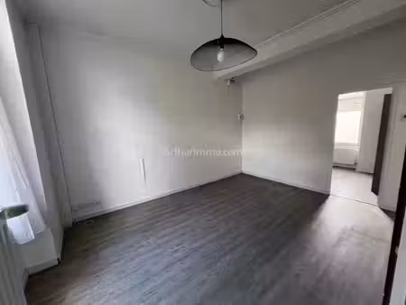 vente appartement 2 pièces 39 m2 à guingamp
