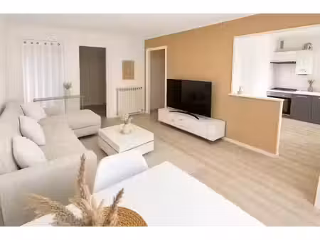 vente appartement 3 pièces 50 m² à saint-nazaire (30200)  50 000 €