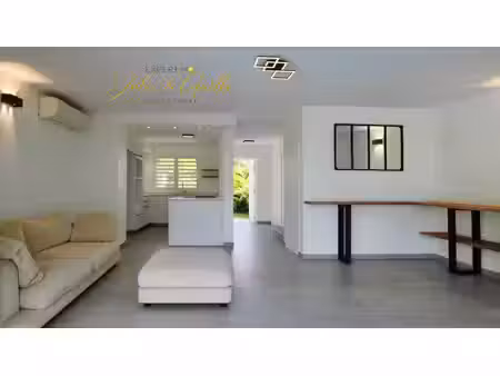 maison duplex 3 chambres avec piscine privée