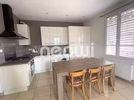 location appartement 3 pièces 76m² villefranche sur saone 69400