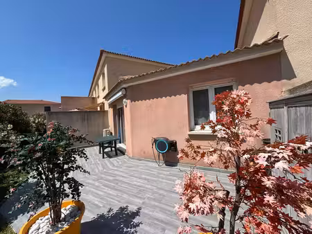 mini villa type t2 avec terrasse et coin jardin  vue montagne et parc