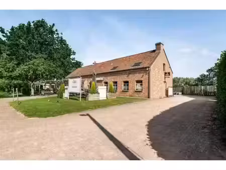 surface commerciale à vendre à begijnendijkse voetweg 13 booischot (rbw87912)