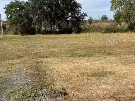 vente terrain 1530 m² à poisson (71600)  38 250 €