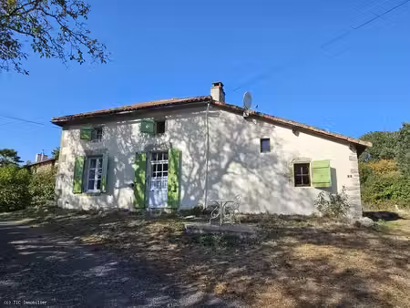 joli petite maison de campagne