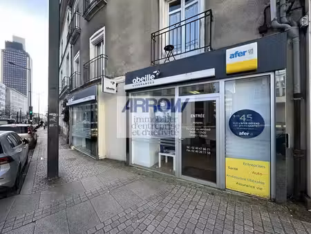 location bureaux 70m²