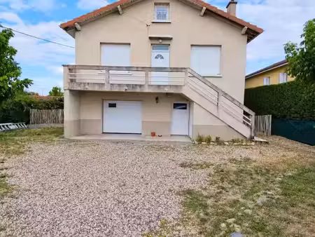 location maison 5 pièces 75.41 m² à montrond-les-bains (42210)  880 €