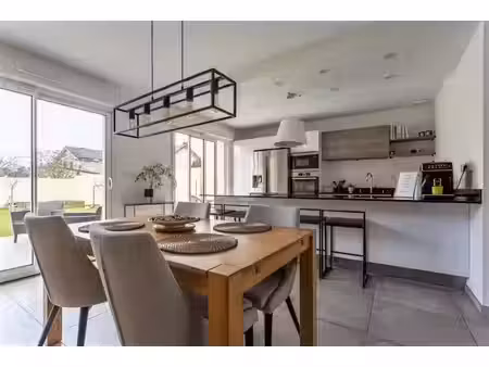 location meublée maison 4 pièces 109.05 m² à sainte-genevieve-des-bois (91700)  1 850 €