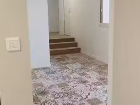 location maison 4 pièces 84 m² à challans (85300)  890 €