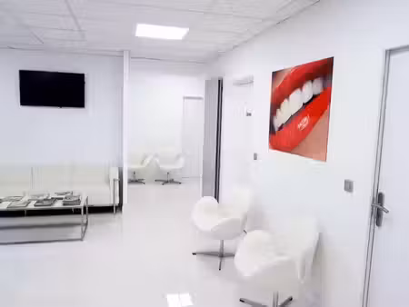 location locaux professionnels 0 pièces 20.63 m² à liancourt (60140)  750 €