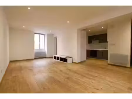 location appartement 2 pièces 51 m2 à leuville-sur-orge