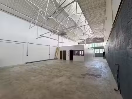 location locaux professionnels 0 pièces 240 m² à reims (51100)  1 900 €