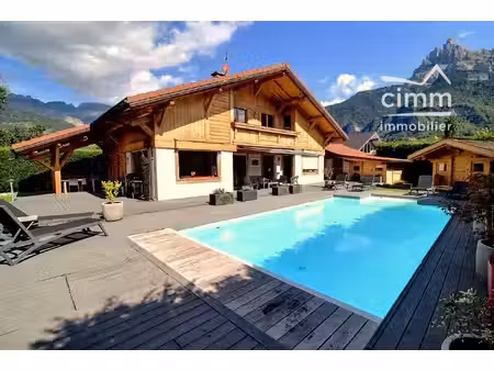 chalet 5 chambres avec piscine et vue mont-blanc 74700 sallanche