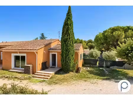 villa de 80m² sur terrain plat de 1200m²
