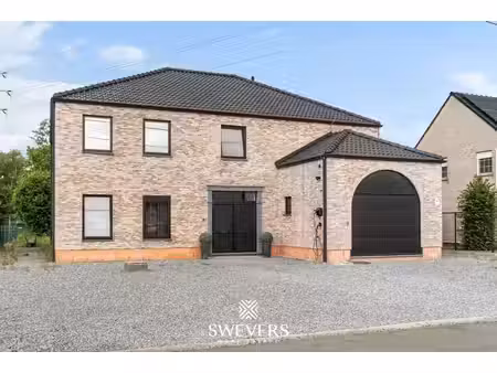 huis te koop in beringen met 4 slaapkamers