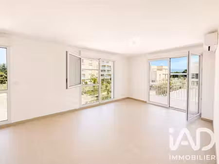 appartement à monteux (84170)