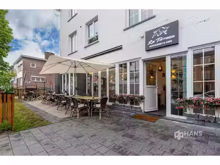 commercieel te koop in wilrijk met 3 slaapkamers