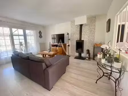 vente maison 6 pièces 155 m² à sandillon (45640)  278 000 €