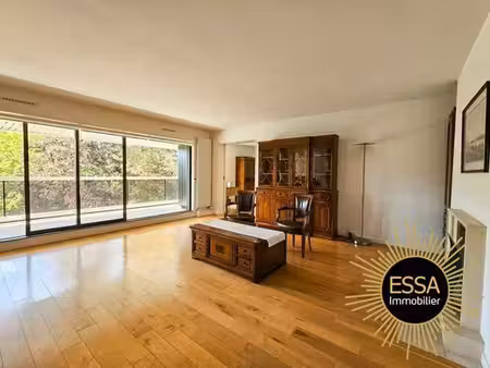 appartement de 5 pièces de luxe en vente à le chesnay  île-de-france