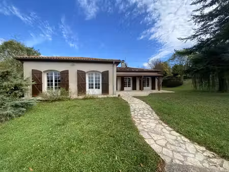 villa plain-pied 130 m2 avec terrain de 5000 m2
