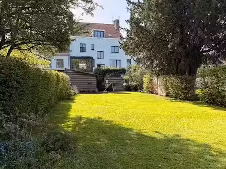 vente maison 8 pièces 256 m² à cappelle-en-pévèle (59242)  650 000 €
