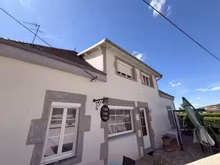 vente maison 9 pièces 349 m² à hauterive (03270)  493 000 €