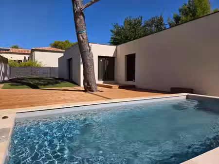 vente maison 4 pièces 110 m² à les angles (30133)  499 000 €
